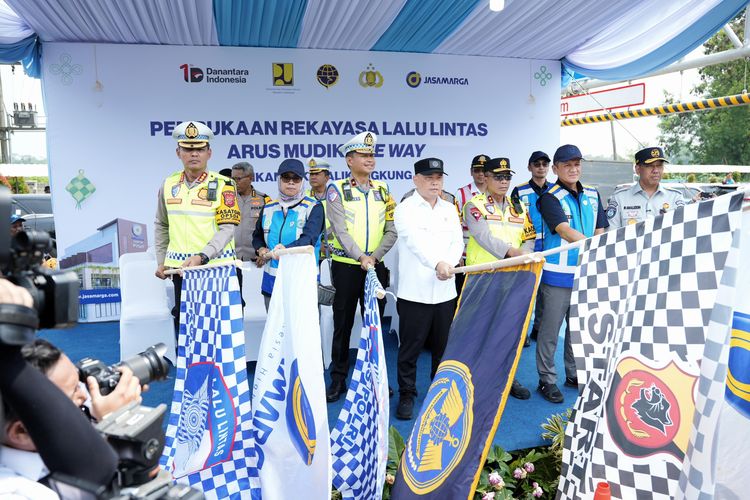 Puncak Arus Mudik, One Way Nasional Cikampek-Kalikangkung Resmi Berlaku