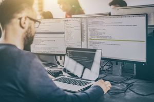 Melihat Dampak Revolusi AI Menerjang Pekerja di China