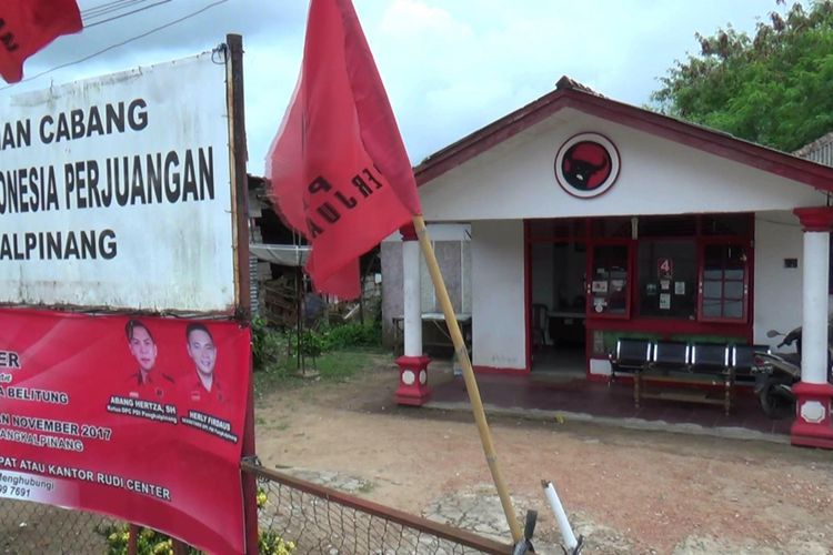 Kantor DPC PDI Perjuangan Pangkal Pinang di kawasan Pangkalbalam Pangkal Pinang, Kepulauan Bangka Belitung.
