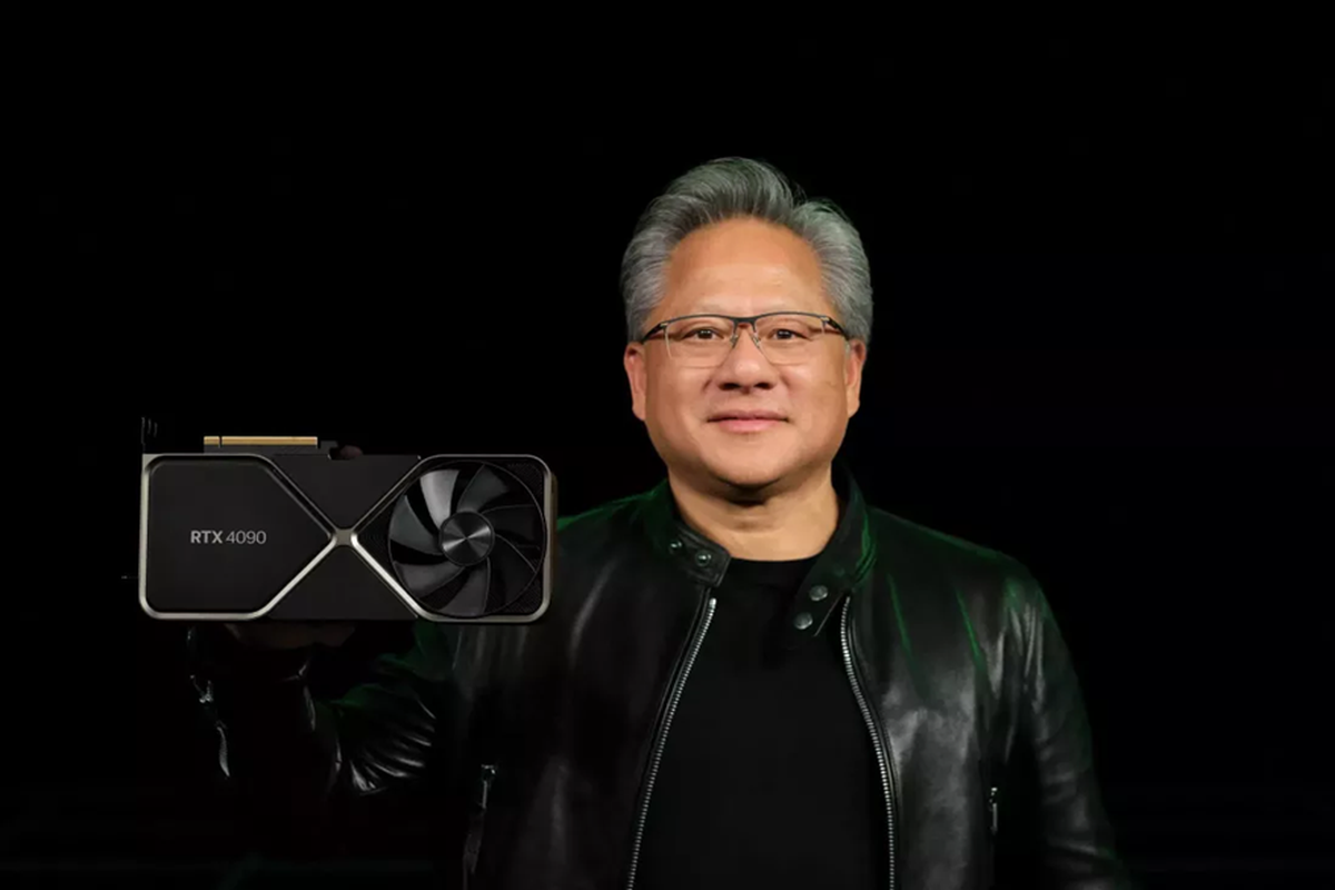 CEO Nvidia Jensen Huang memamerkan kartu grafis GeForce RTX 4090.