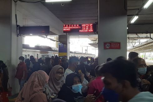Hindari Kepadatan Peron 6 dan 7 Stasiun Manggarai, KAI Commuter Akan Operasikan Tiga Feeder