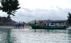 Senyum Merekah di Kepulauan Seribu