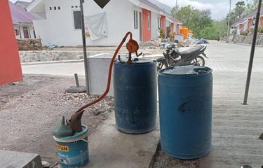 Blusukan Mendadak Bupati Sangihe Awasi Penyaluran Minyak Tanah