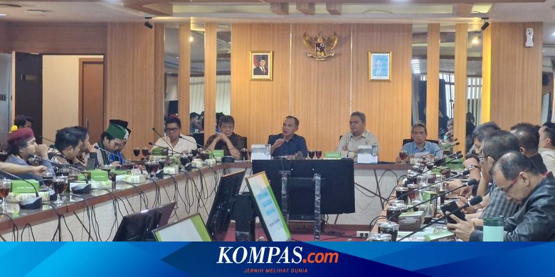 Mahasiswa Tuntut Transparasi Anggaran DPRD Jateng, Soroti Kontrasnya Tunjangan Dewan dan UMP
