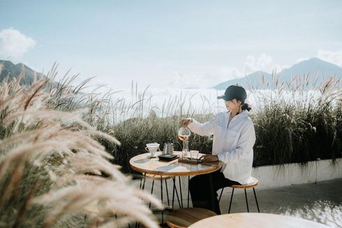 8 Tempat Makan Unik yang Patut Dikunjungi, Ada Kafe di Atas Awan