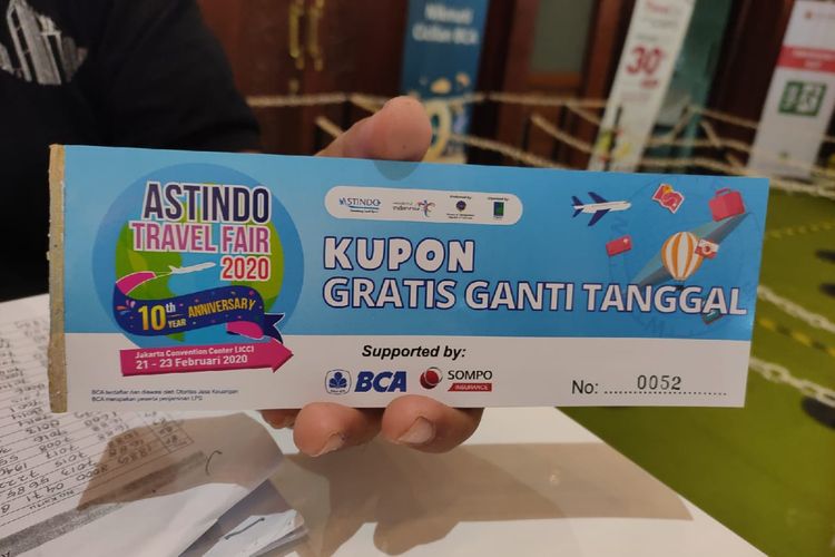 Kupon gratis ganti tanggal penerbangan yang ada di booth BCA dalam gelaran Astindo Travel Fair 2020, Jumat (21/2/2020).