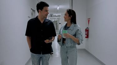 Jonathan Frizzy:Blak-blakan Puji Sosok Ririn Dwi Ariyanti