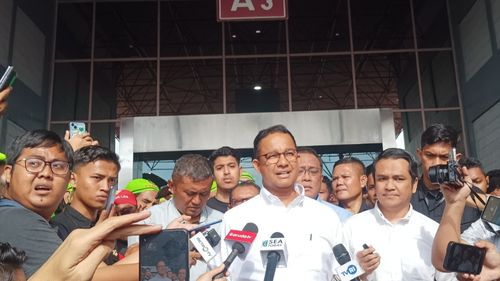 Akan Kampanye Akbar di JIS, Anies Dapat Laporan Bus yang Angkut Relawan ke Jakarta "Disabotase"