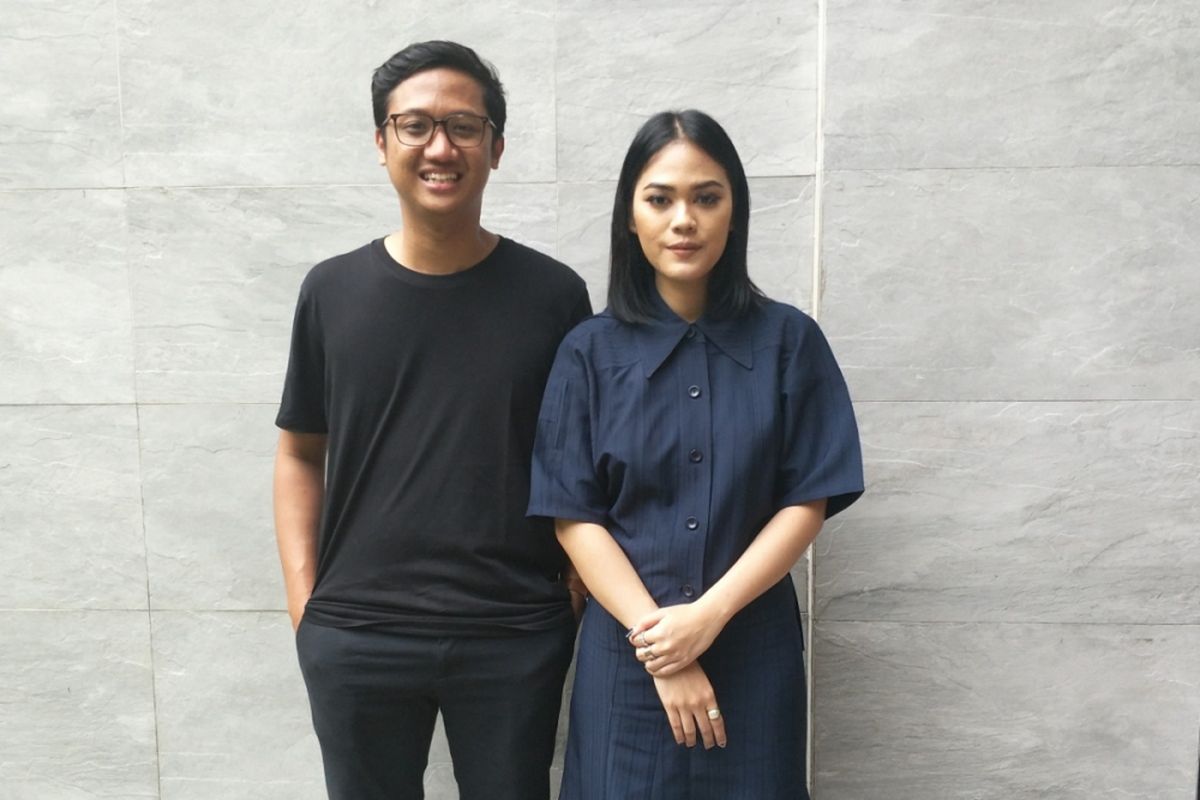 Kimokal berpose usai konferensi pers keberangkatan mereka ke Festival SXSW di Double Deer, Jakarta Selatan, Jumat (9/3/2018).