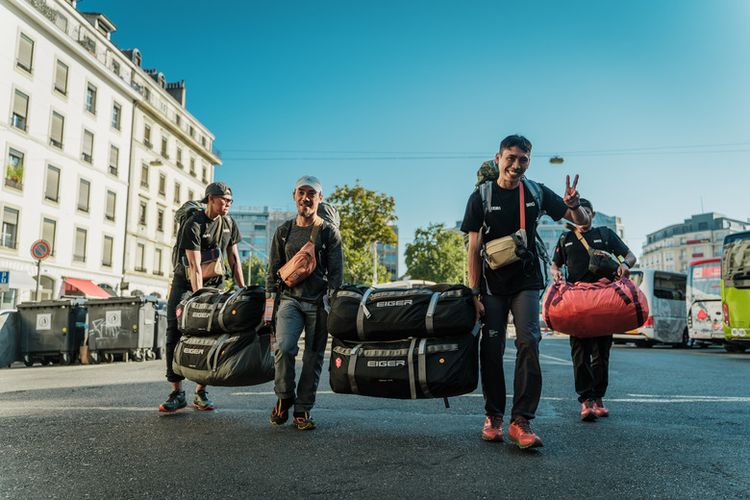 Tim Alpine Trilogy sampai di kota Chamonix, Swiss (11/9/2023) 