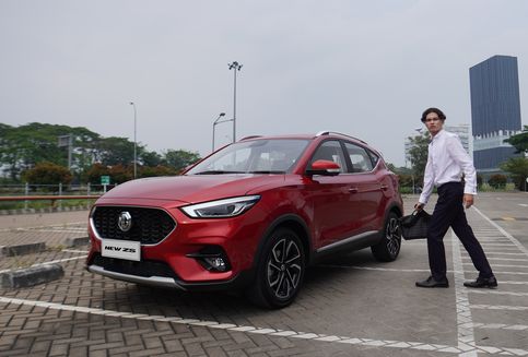 Adu Interior Kia Sonet dan MG ZS Facelift, Mana yang Lebih Mewah?