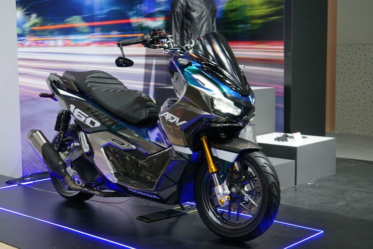 Honda ADV 160 dengan konsep Street Sporty.