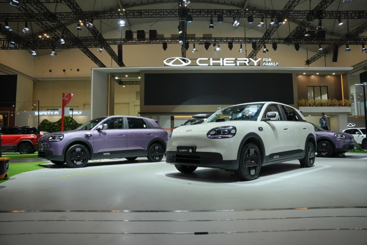Pasca-peluncuran resmi pada 31 Juli 2026, antusiasme terhadap Chery Q terus melonjak. Hal ini tecermin dari intensitas kunjungan publik yang kian memadati area pameran Chery Indonesia.