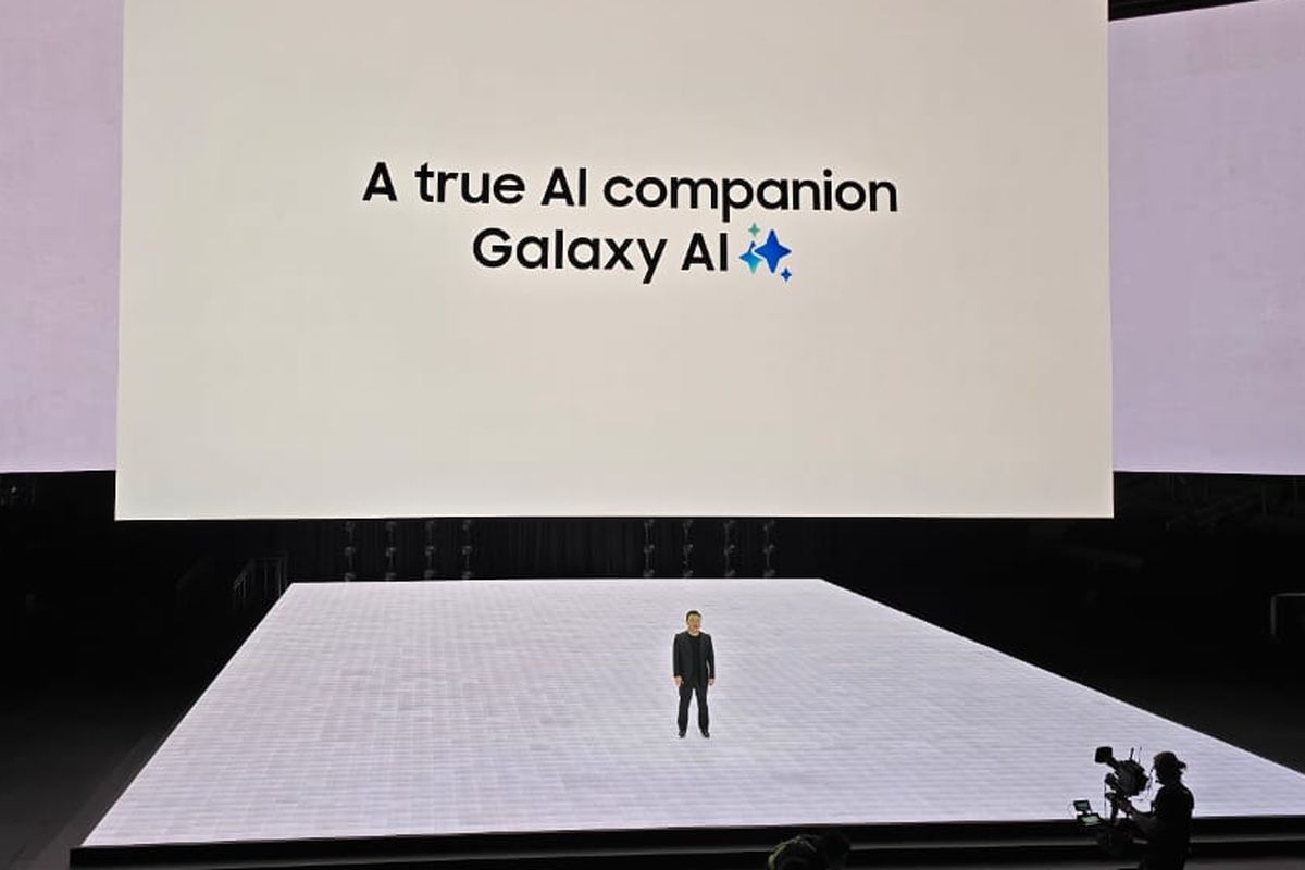 Di atas panggun Unpacked di San Jose, AS, Rabu (22/1/2025) waktu AS, Samsung mengatakan Galaxy AI menjadi salah satu fitur andalan di ponsel mereka. 