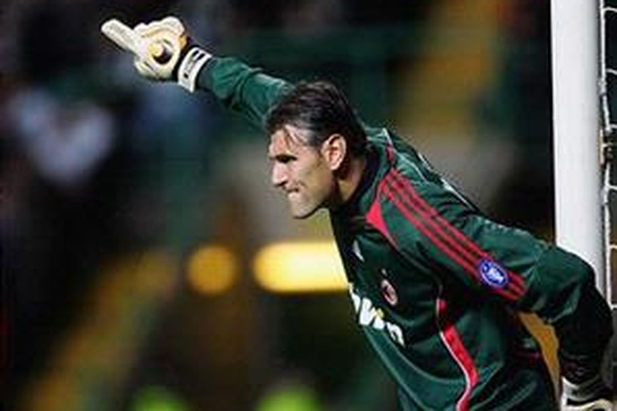 Zeljko Kalac yang musim lalu mulai menjadi kiper utama AC Milan, bakal mendapat saingan berat dari Dida dan Christian Abbiati.