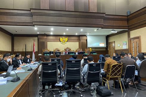 Hakim Peringatkan Saksi Kasus BTS 4G Bisa Jadi Tersangka karena Beri Jawaban Berbeda di Sidang