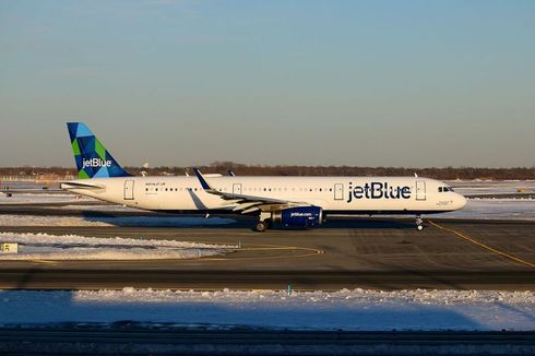 Maskapai JetBlue Tawarkan Tes Covid-19 dari Rumah, Seperti Apa?