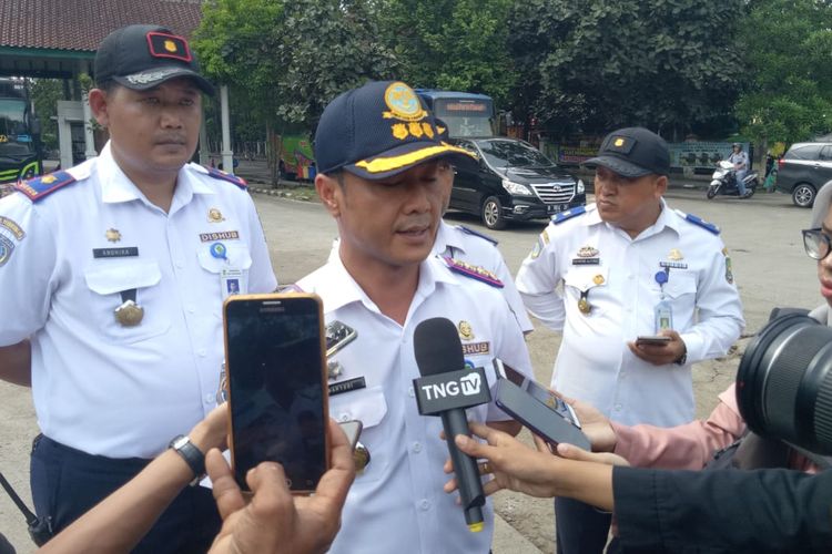 Kepala Dinas Perhubungan Kota Tangerang, Wahyudi Iskandar di terminal Poris, Tangerang, Senin (23/12/2019)