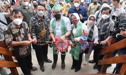 Gus Halim Apresiasi Desa Mekar Jaya sebagai Desa Wisata Berbasis Kearifan Lokal