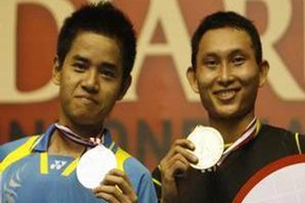 Simon Santoso dan Sony Dwi Kuncoro