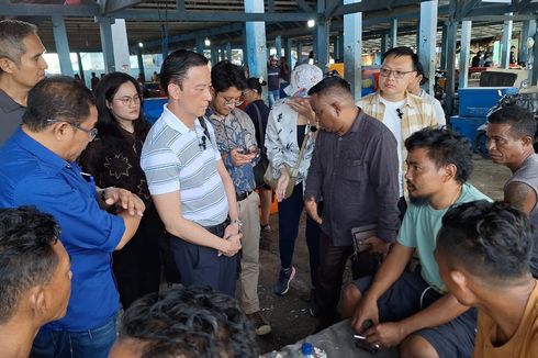 Tinjau Pasar Ikan di Kupang, Tom Lembong: Kita Butuh Perubahan