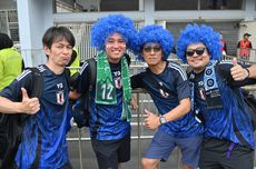 BERITA FOTO Indonesia Vs Jepang: Warna Samurai Biru di Kandang Garuda