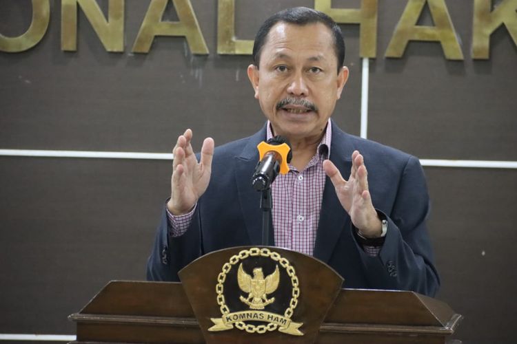 Ketua Komnas HAM Ahmad Taufan Damanik dalam jumpa pers, Rabu (23/3/2022).