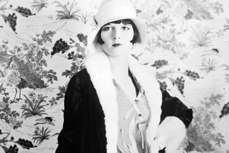 Louise Brooks artis yang bergaya Flapper