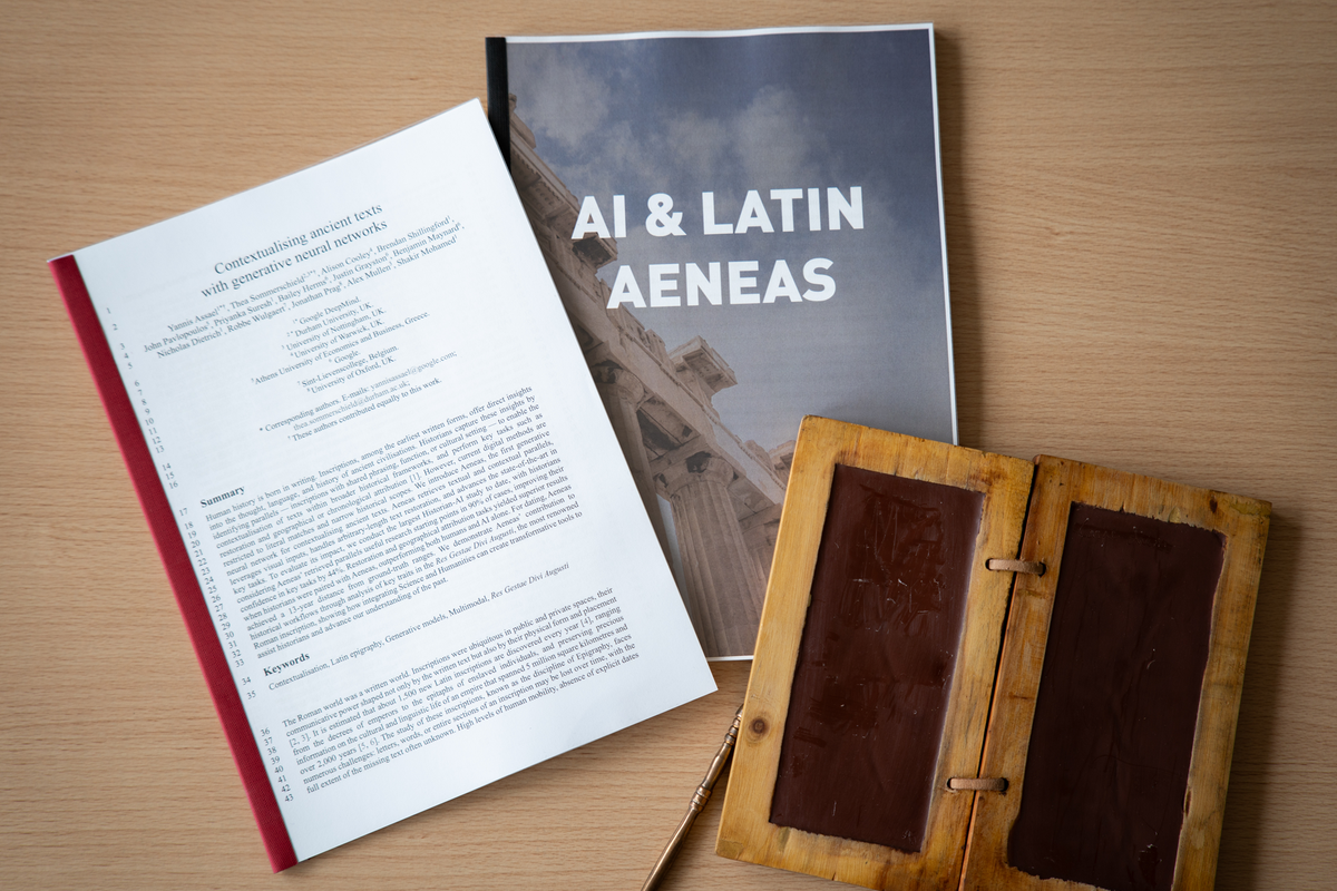 Google melalui divisi kecerdasan buatannya, DeepMind, memperkenalkan Aeneas, model AI canggih yang dirancang untuk membaca, memahami, dan memberi konteks pada tulisan kuno, khususnya prasasti berbahasa Latin dari era Romawi.

