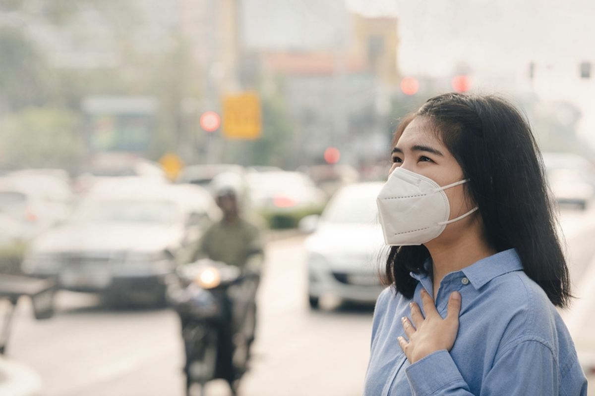 Selain berdampak pada kesehatan saluran pernapasan, polusi udara juga berdampak pada kesehatan mental.