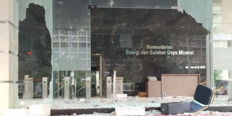 Gedung Dirusak Massa Kementerian Esdm Alhamdulillah Enggak Ada Yang Cedera