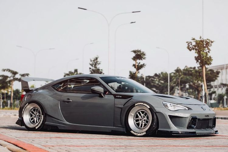 Wide Body Karmabodykit 86 v2