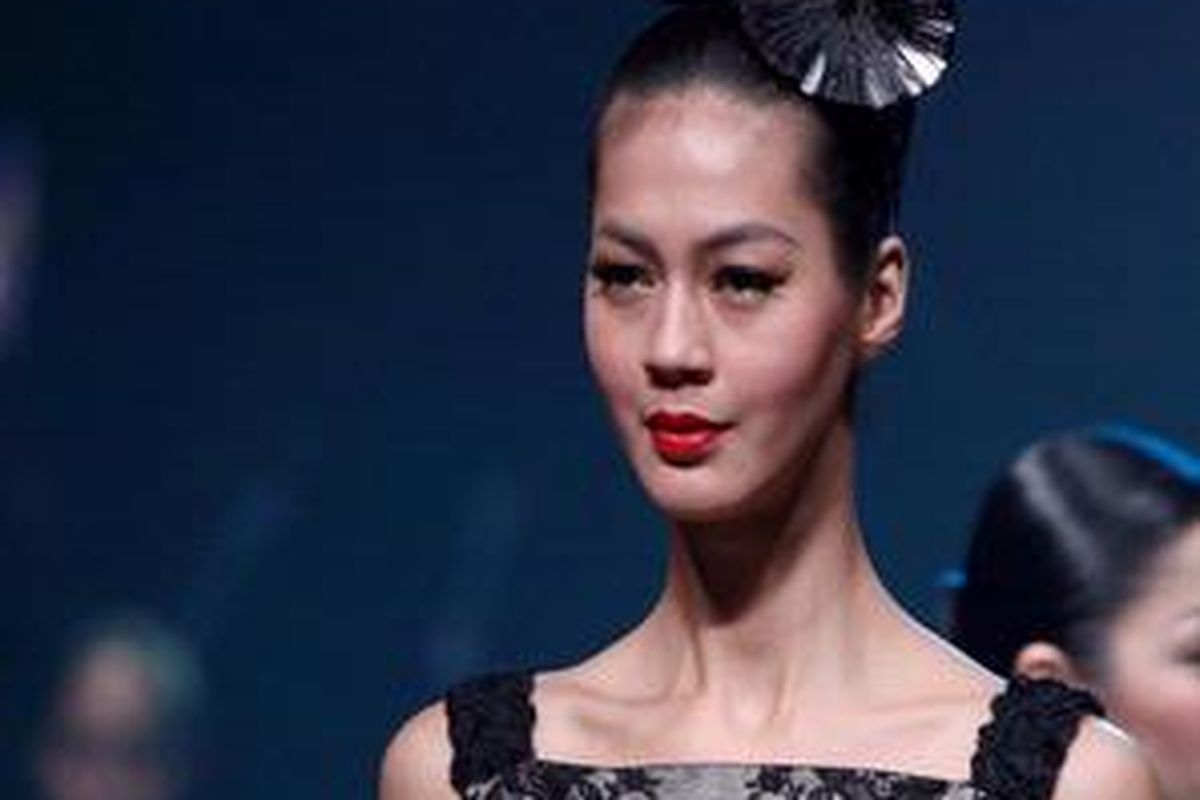 Maskara yang tepat akan memperindah tampilan bulu mata. 