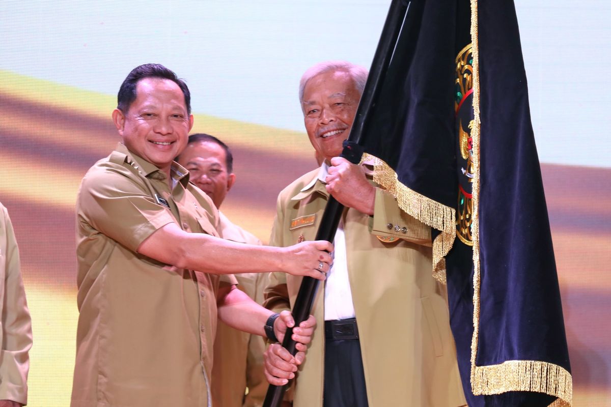 Mendagri Muhammad Tito Karnavian dalam acara Deklarasi dan Pengukuhan Dewan Perpukadesi Periode 2026?2031 serta Sarasehan Nasional di Auditorium Perpustakaan Nasional (Perpusnas), Jakarta, Senin (4/5/2026).