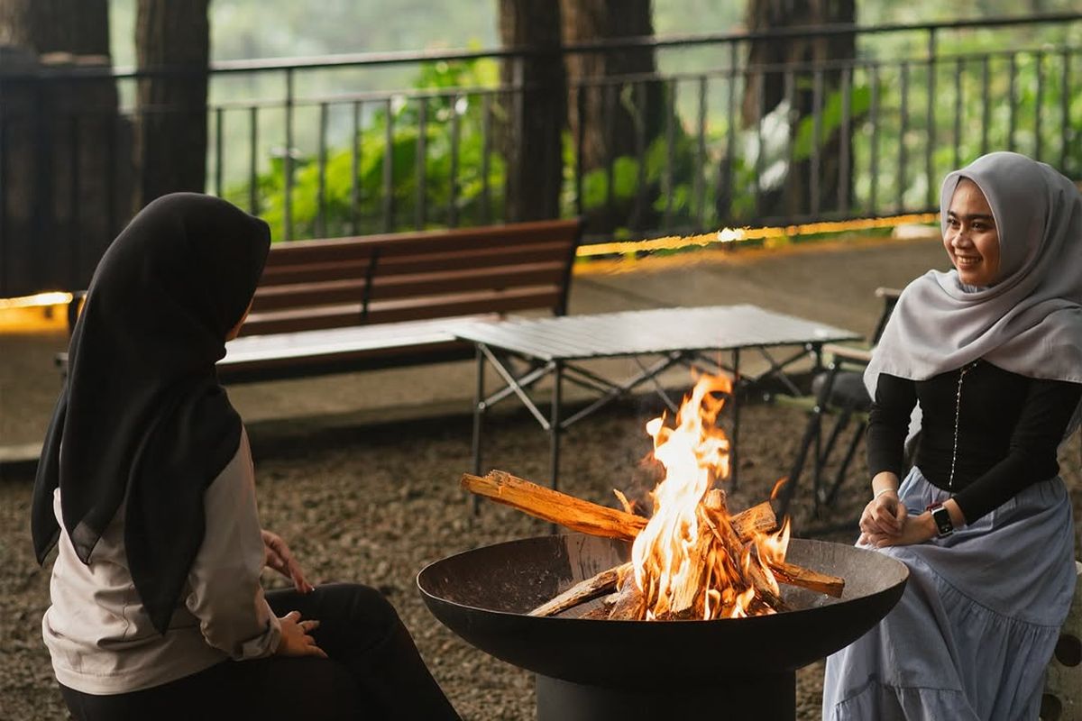 5 Cafe Sejuk di Bogor, Ide Healing di Tengah Hutan yang Asri