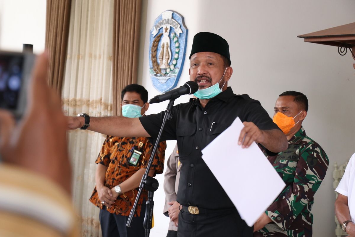 Bupati Ponorogo, Ipong Muchlissoni