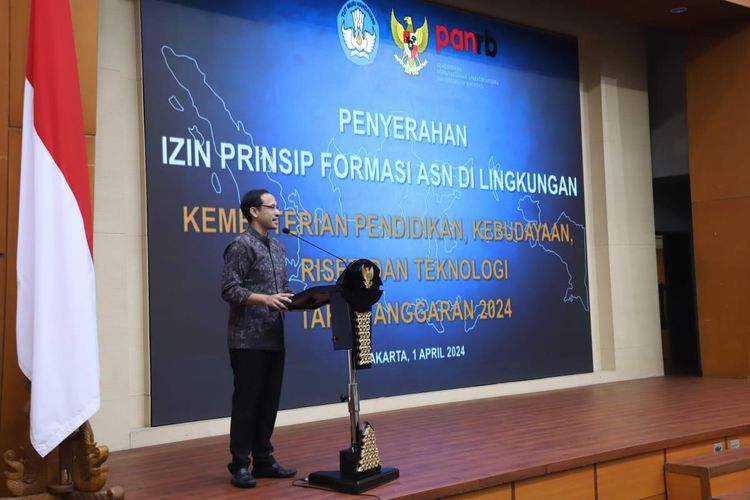 Menteri Pendidikan, Kebudayaan, Riset, dan Teknologi (Mendikbudristek) Nadiem Anwar Makarim.
