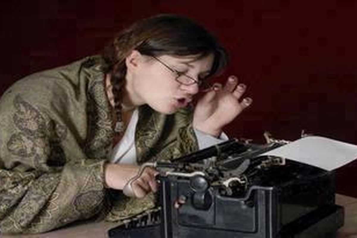 Ilustrasi: Caranya, lekas saja menulis dengan sebuah tujuan menyampaikan pesan kepada pembaca. Katakan kepada mereka bahwa menulis cepat itu mudah. Semudah melahap makanan di saat lapar karena kamu fokus dalam melakukannya. 