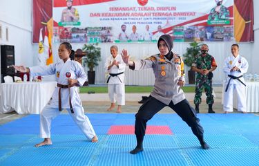 Cerita Kapolres Perempuan Pertama di Jambi, Masuk Polisi Jalur ...