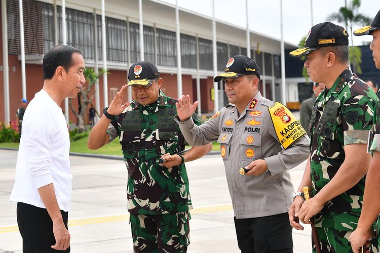 Presiden Joko Widodo bertolak menuju Provinsi Gorontalo untuk melakukan kunjungan kerja mulai hari ini, Minggu (21/4/2024).