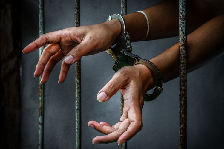 Badut Penjual Mainan di Mojokerto Bunuh Mertua dan Aniaya Istri, Ditangkap di Surabaya