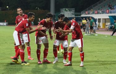 Pemain timnas Indonesia merayakan gol saat melawan Kamboja pada laga Grup B Piala AFF 2020, Kamis (9/12//2021).