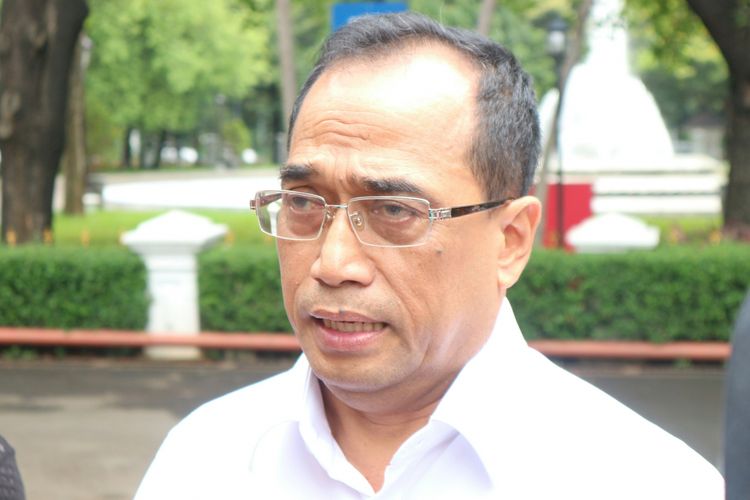 Menteri Perhubungan Budi Karya Sumadi di Kantor Wapres, Jakarta