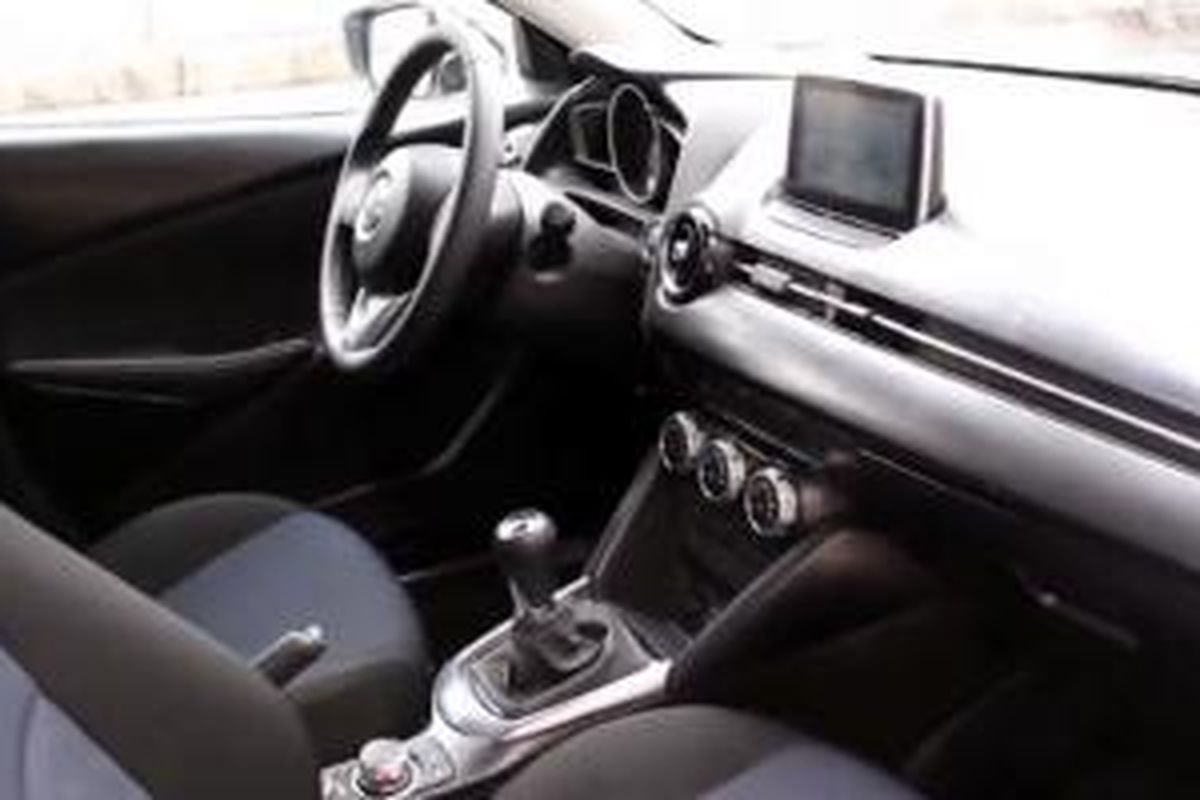 Interior All-New Mazda2 tampil 