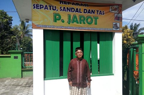 Cerita Jarod Berjuang Sekolahkan 3 Anaknya hingga Sarjana dari Sepatu Rusak