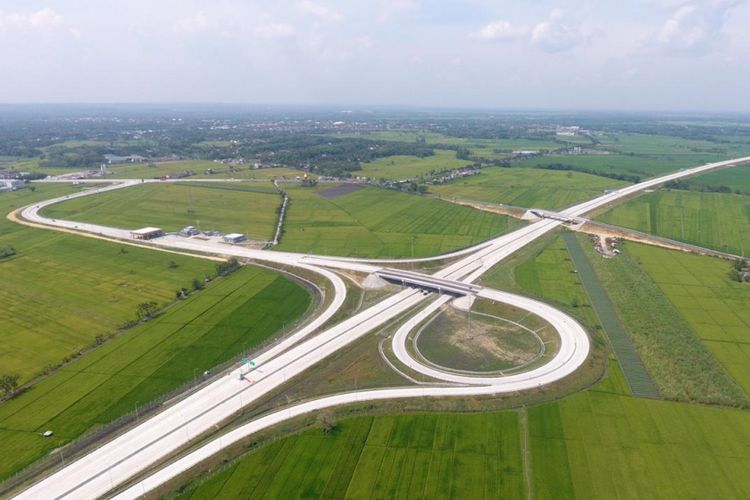 Jalan Tol Solo-Ngawi resmi beroperasi