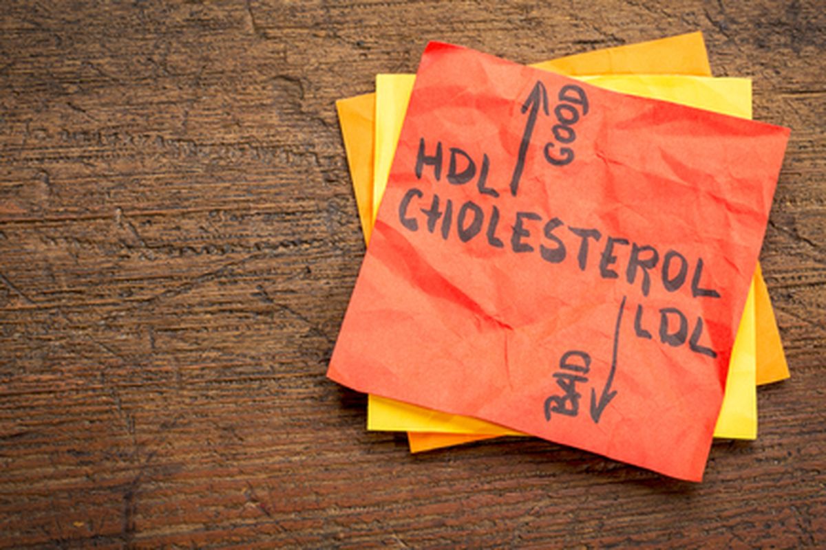 Pola makan memiliki peran terhadap kadar kolesterol seseorang, itulah mengapa penting untuk memilih makanan untuk menurunkan kolesterol demi menjaga kadar kolesterol dalam kisaran sehat.