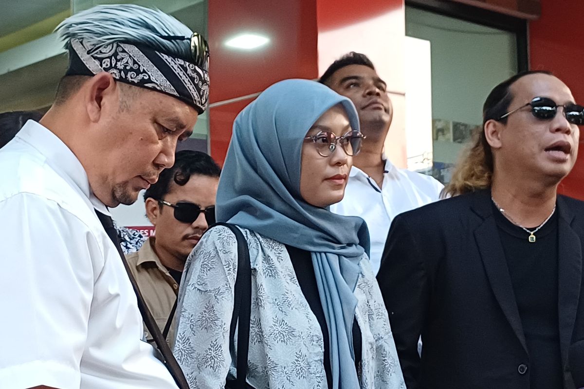 Ayu Nurisa Sampaikan Penyesalan di Pledoi Kasus Penggelapan Dana Anang-Ashanty