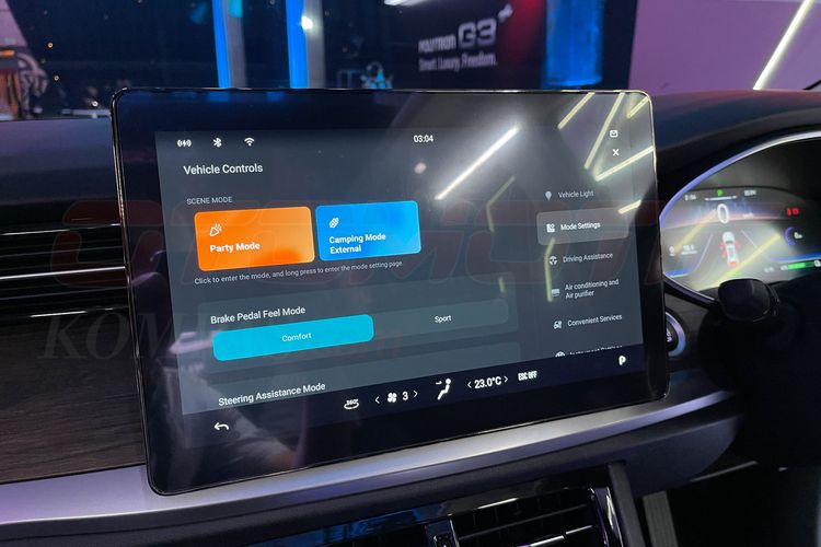 Layar Hiburan 12.8 inci Polytron G3