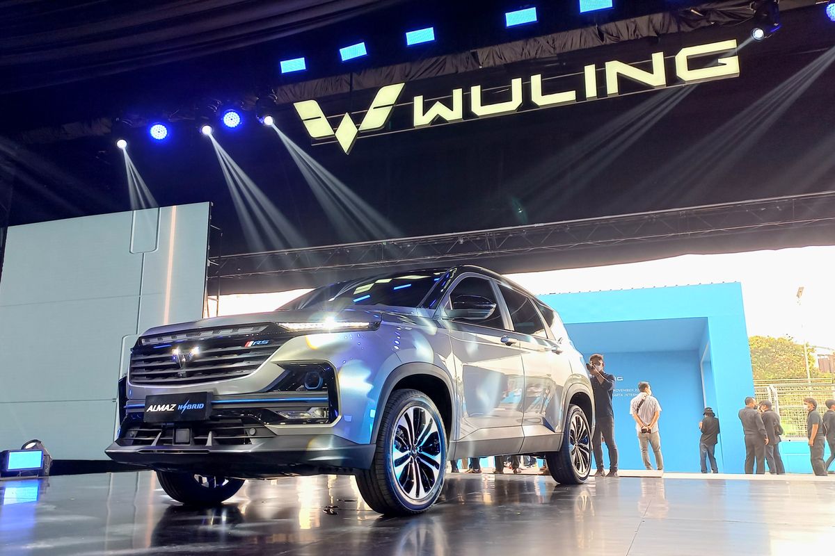 Wuling Almaz Hybrid